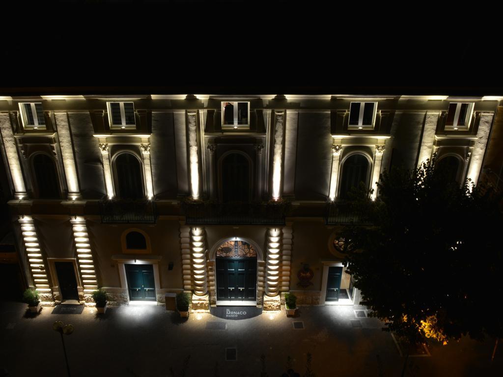 Bed and Breakfast La Residenza Del Monaco Bianco Матера Екстер'єр фото