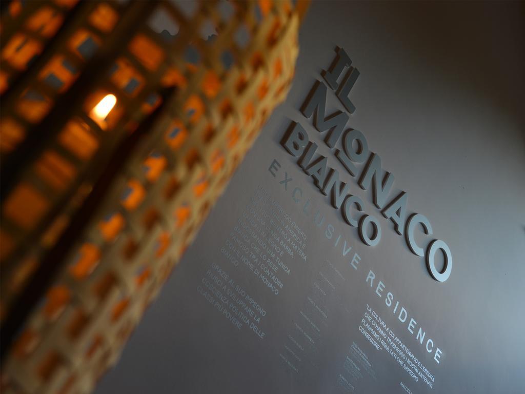 Bed and Breakfast La Residenza Del Monaco Bianco Матера Екстер'єр фото