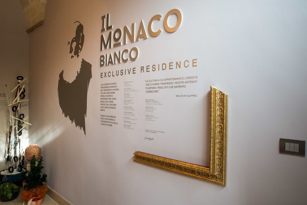 Bed and Breakfast La Residenza Del Monaco Bianco Матера Екстер'єр фото